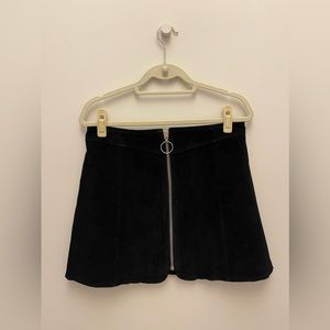 Zara Women’s Suede Skirt with Zipper, Black, Large